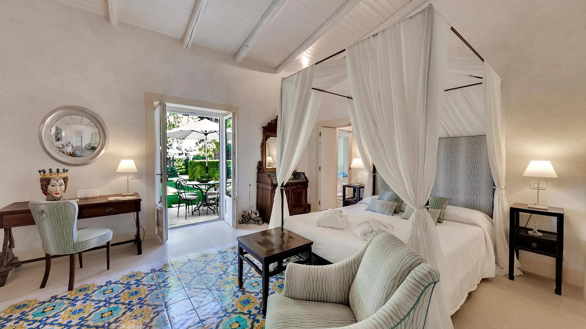 Donna Coraly Country Boutique Hotel Resort Arenella (Syracuse)