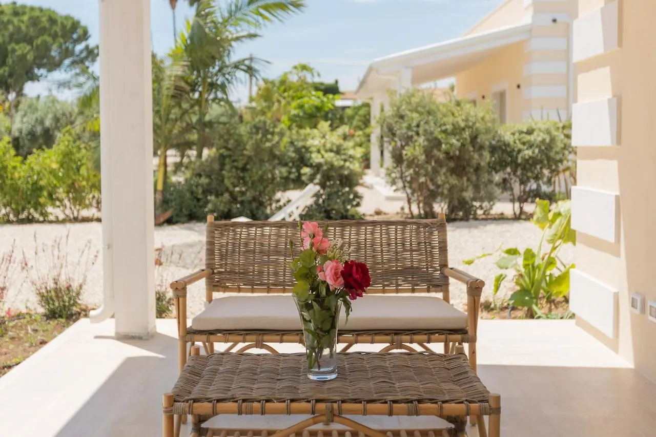 Donna Coraly Country Boutique Hotel 2*, Arenella (Syracuse) Italy